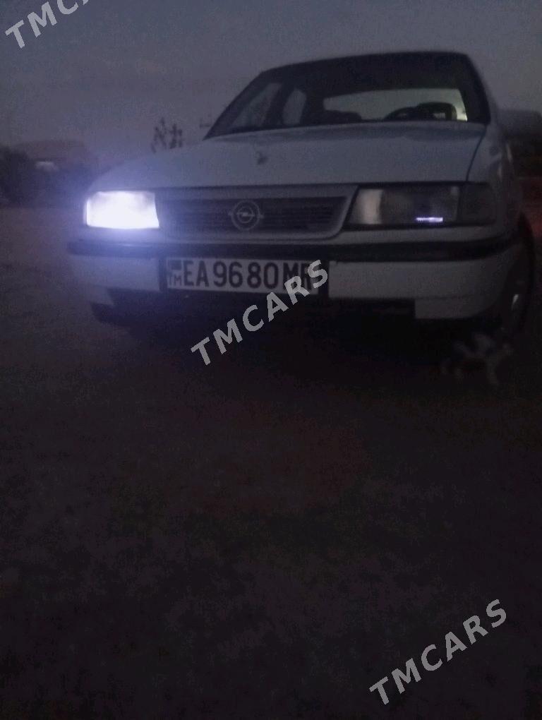 Opel Vectra 1991 - 28 000 TMT - Murgap - img 5