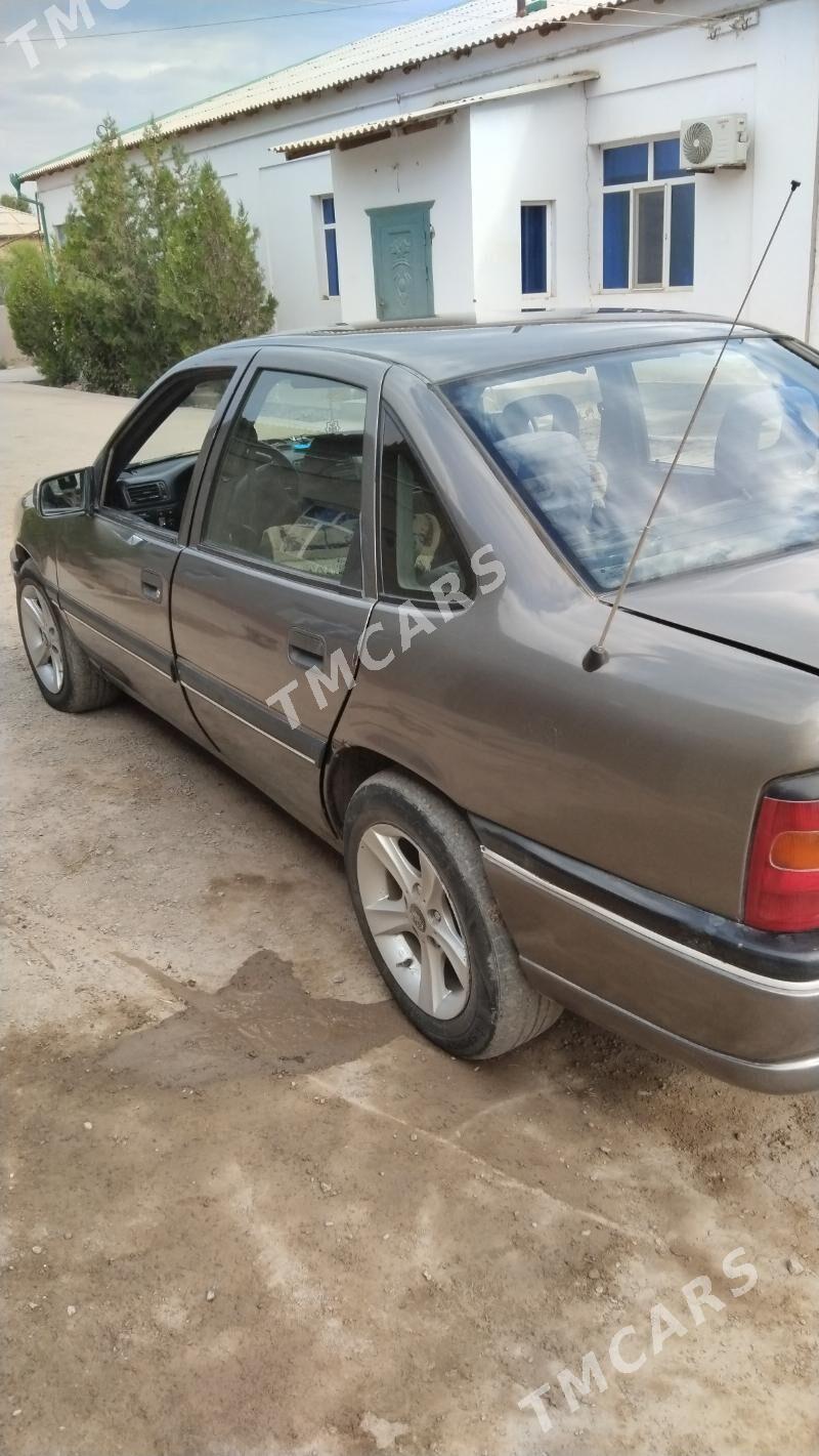 Opel Vectra 1994 - 34 000 TMT - Шабатский этрап - img 5