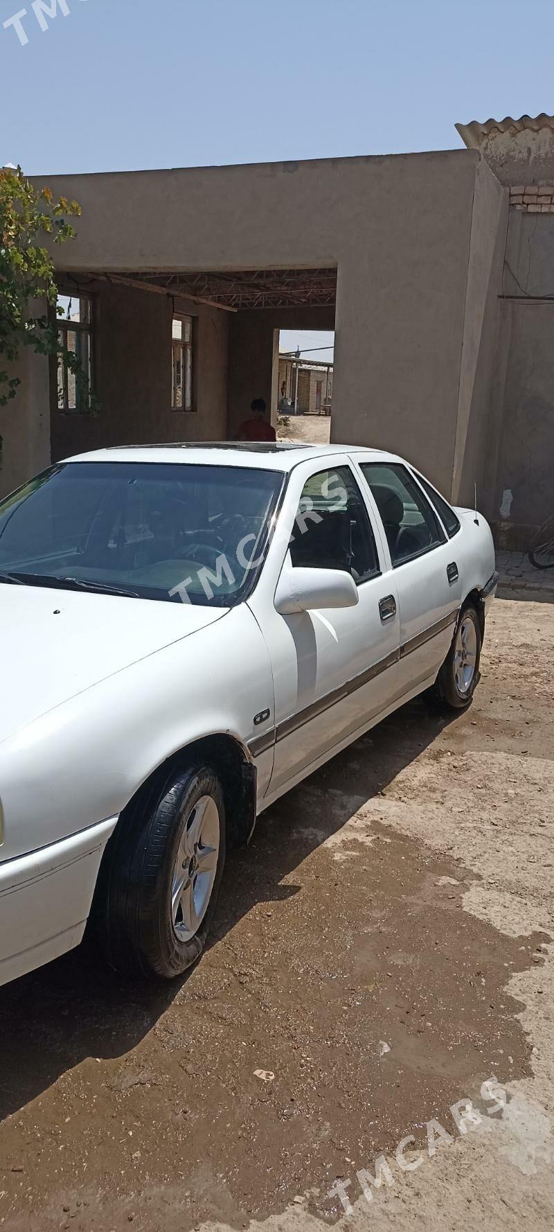 Opel Vectra 1992 - 25 000 TMT - Baýramaly - img 2