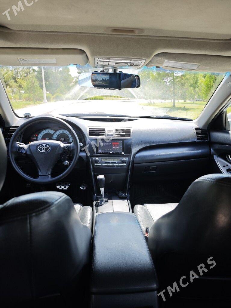 Toyota Camry 2011 - 225 000 TMT - Мары - img 3