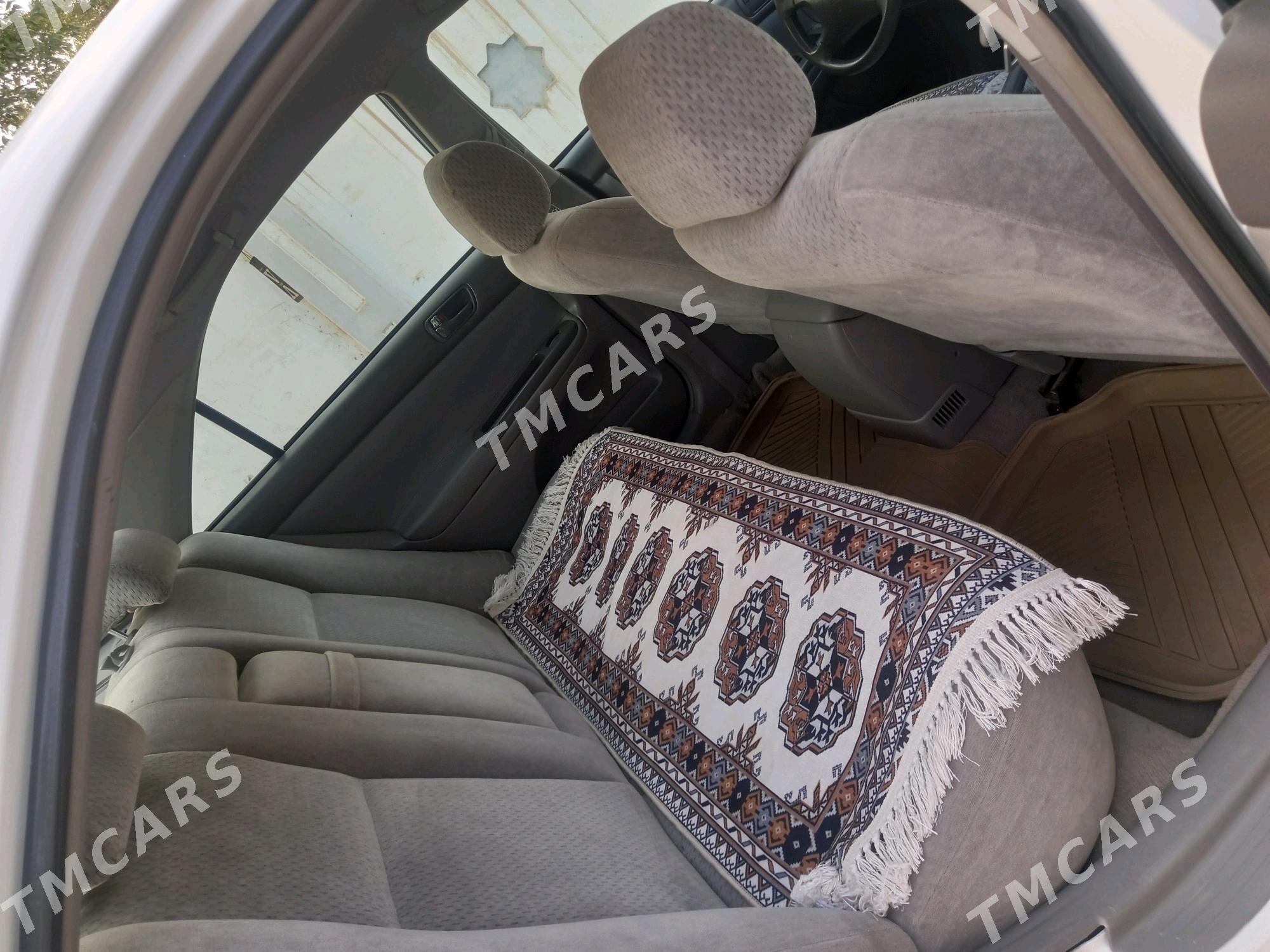Toyota Camry 2002 - 153 000 TMT - Сакарчага - img 7