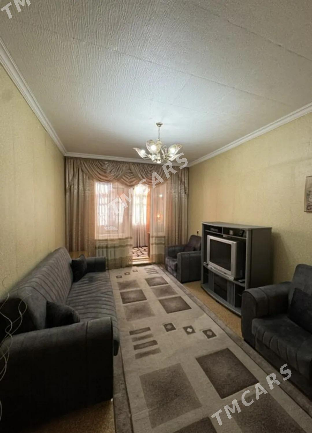 КУРБАНСОЛТАН, 4/2 ЭТ, 2 КОМНАТ - Aşgabat - img 5
