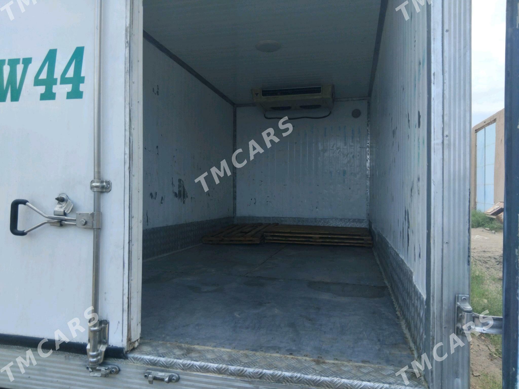 Mitsubishi Fuso 2014 - 500 000 TMT - Gurbansoltan Eje - img 6