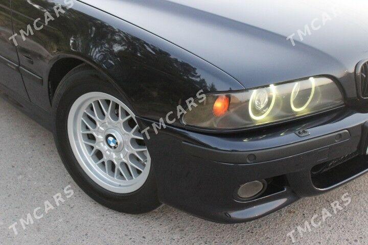 BMW E39 2003 - 160 000 TMT - Türkmenabat - img 4