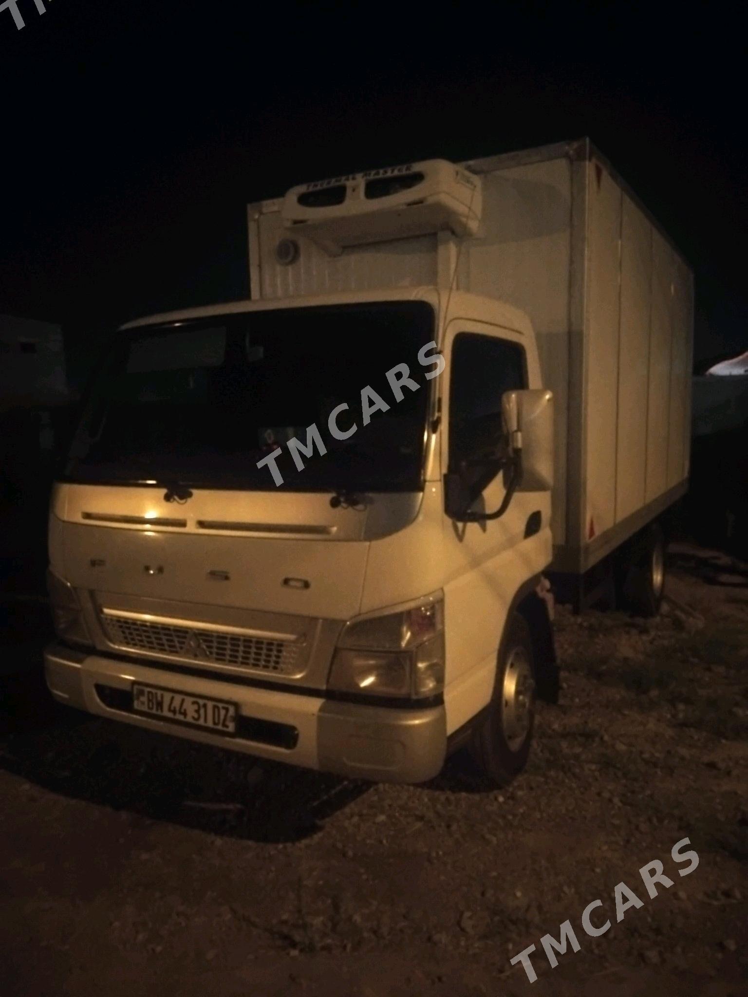 Mitsubishi Fuso 2014 - 500 000 TMT - Gurbansoltan Eje - img 8