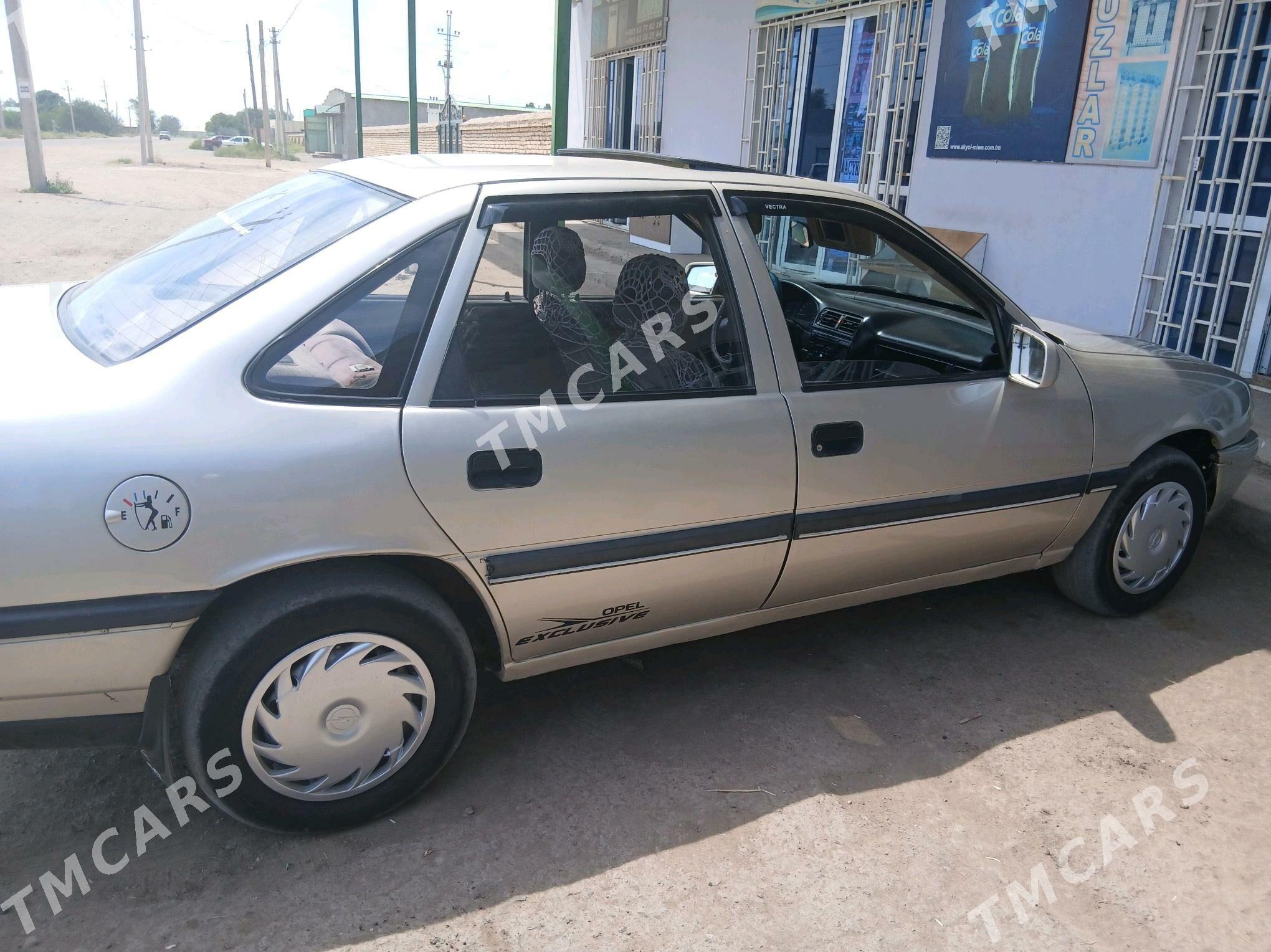 Opel Vectra 1991 - 33 000 TMT - Губадаг - img 3