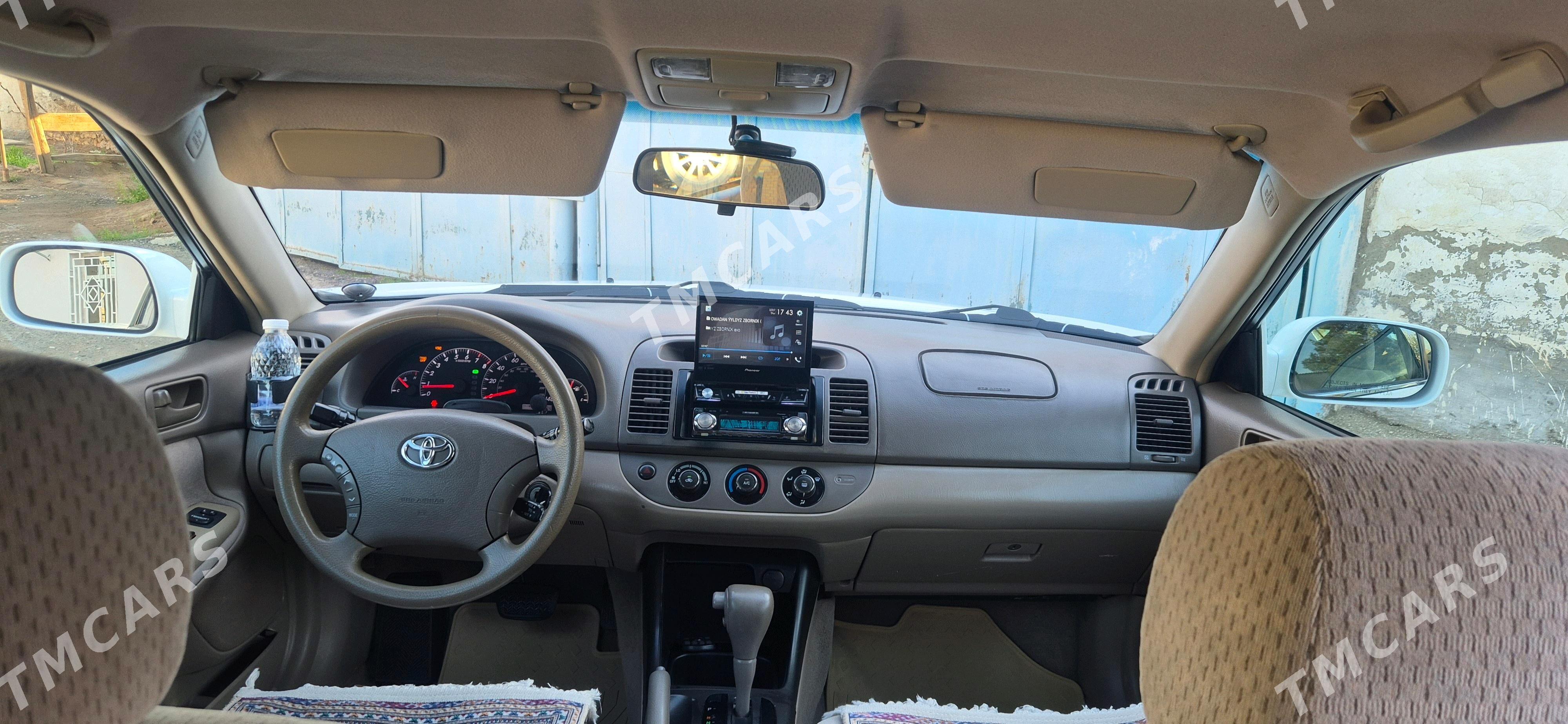 Toyota Camry 2004 - 190 000 TMT - Теджен - img 5