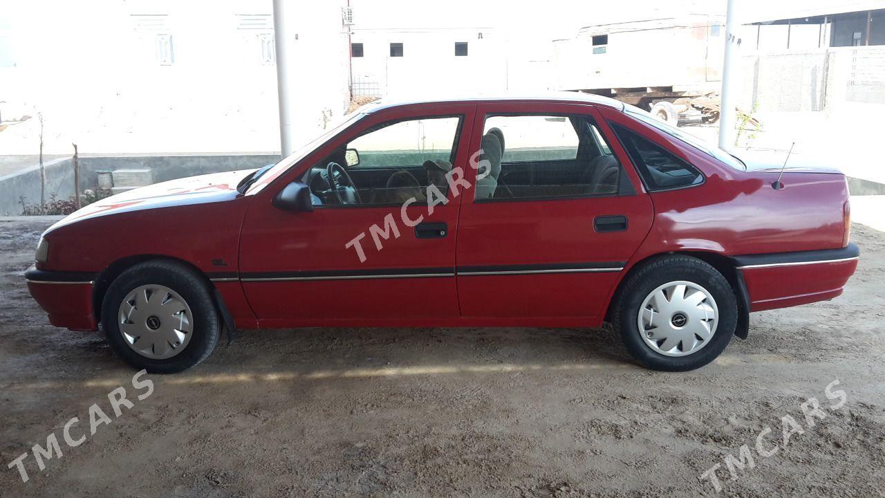 Opel Vectra 1991 - 38 000 TMT - Wekilbazar - img 3