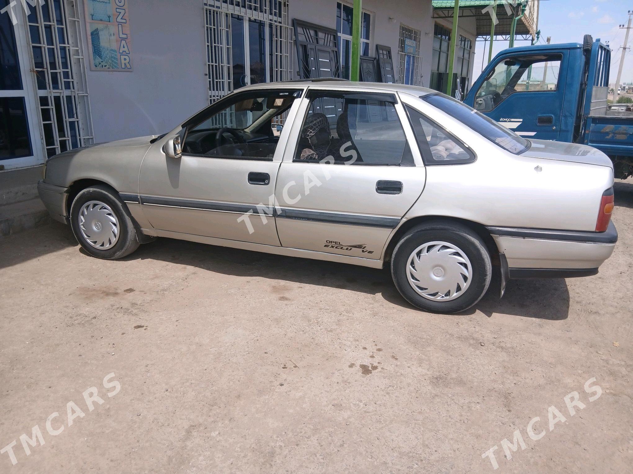 Opel Vectra 1991 - 33 000 TMT - Губадаг - img 9