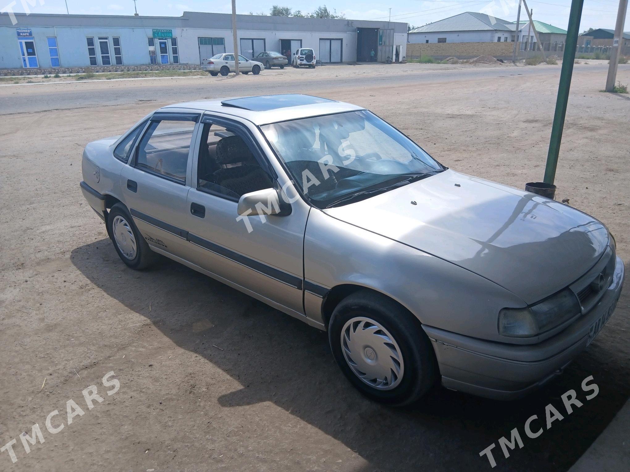 Opel Vectra 1991 - 33 000 TMT - Губадаг - img 6
