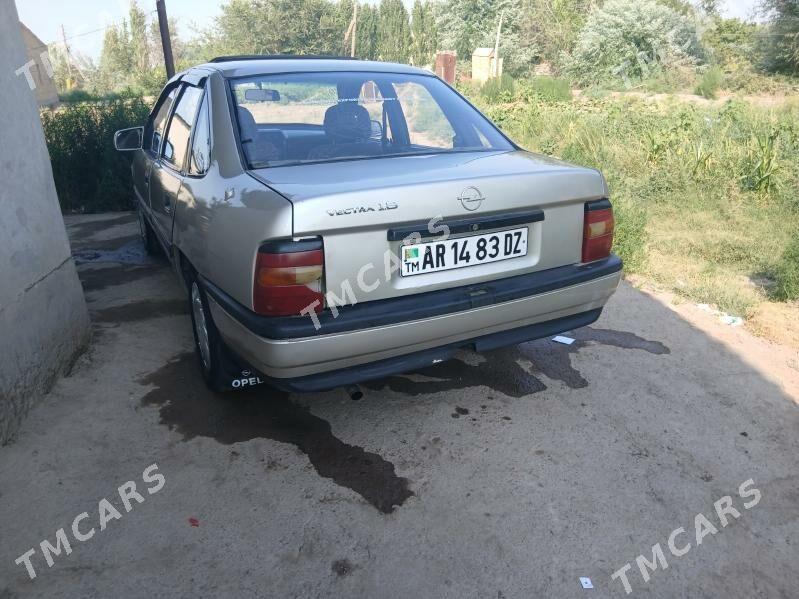 Opel Vectra 1991 - 33 000 TMT - Губадаг - img 8