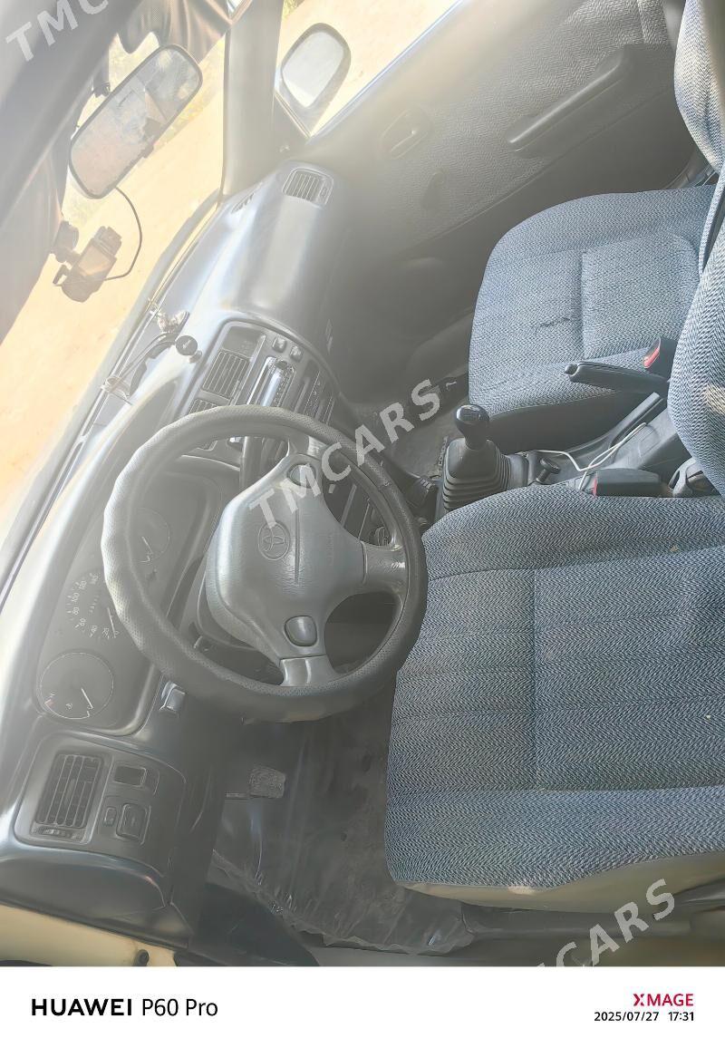 Toyota Corolla 1994 - 70 000 TMT - Köneürgenç - img 3