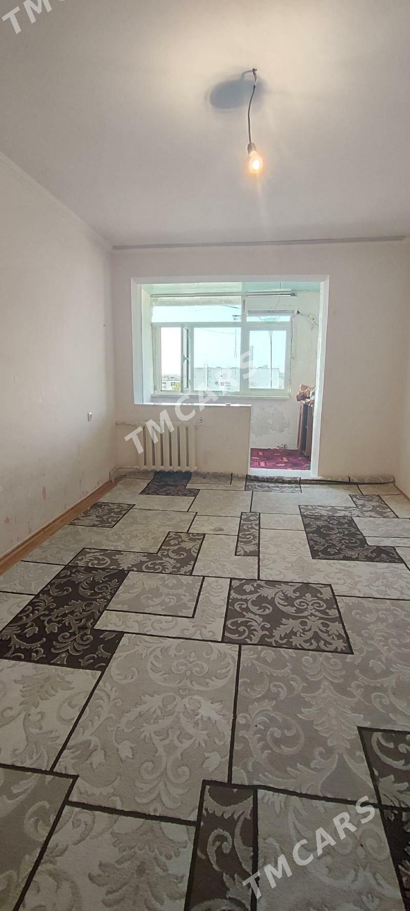 11 mkr 2 kom 32800 - 11 мкр - img 2