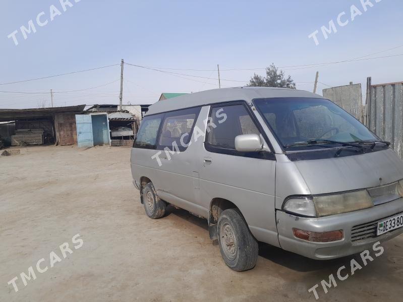 Toyota Town Ace 1993 - 18 000 TMT - Etrek - img 3