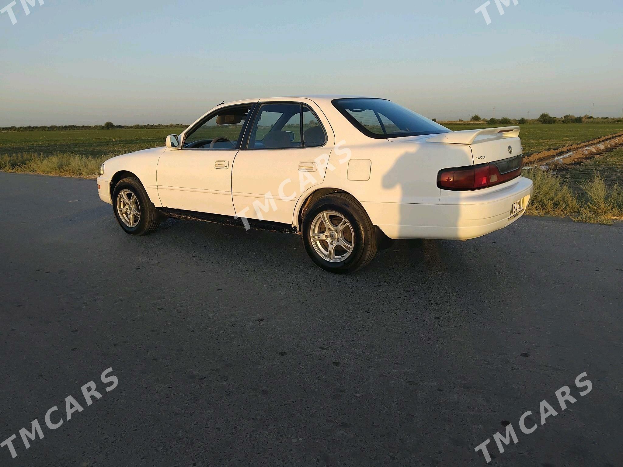 Toyota Camry 1993 - 78 000 TMT - Сакар - img 9