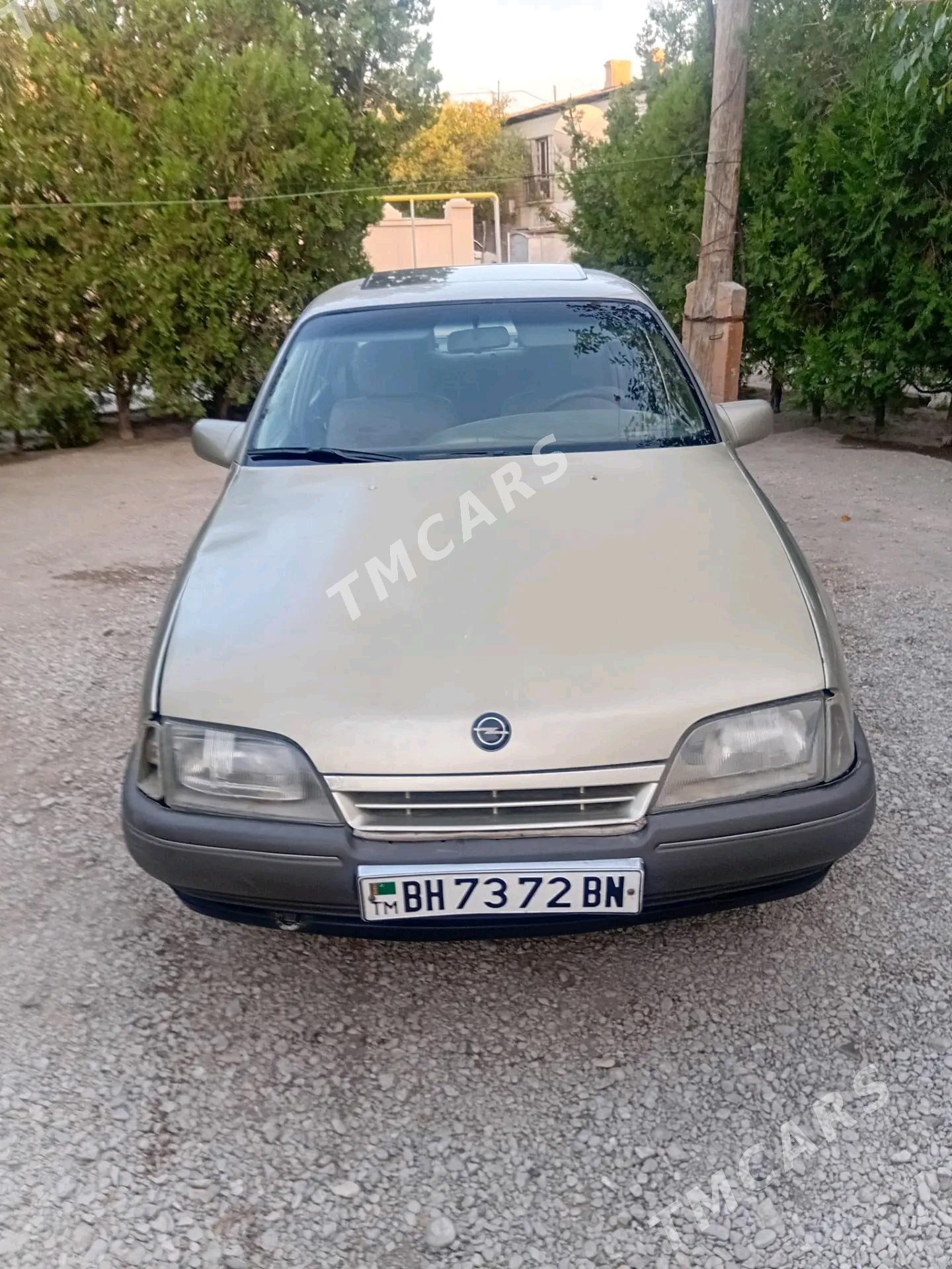 Opel Omega 1990 - 27 000 TMT - Balkanabat - img 4