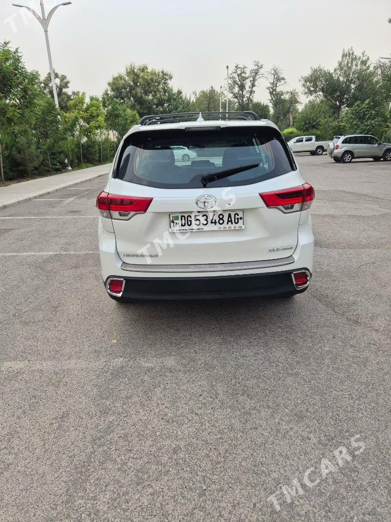 Toyota Highlander 2019 - 450 000 TMT - Aşgabat - img 7