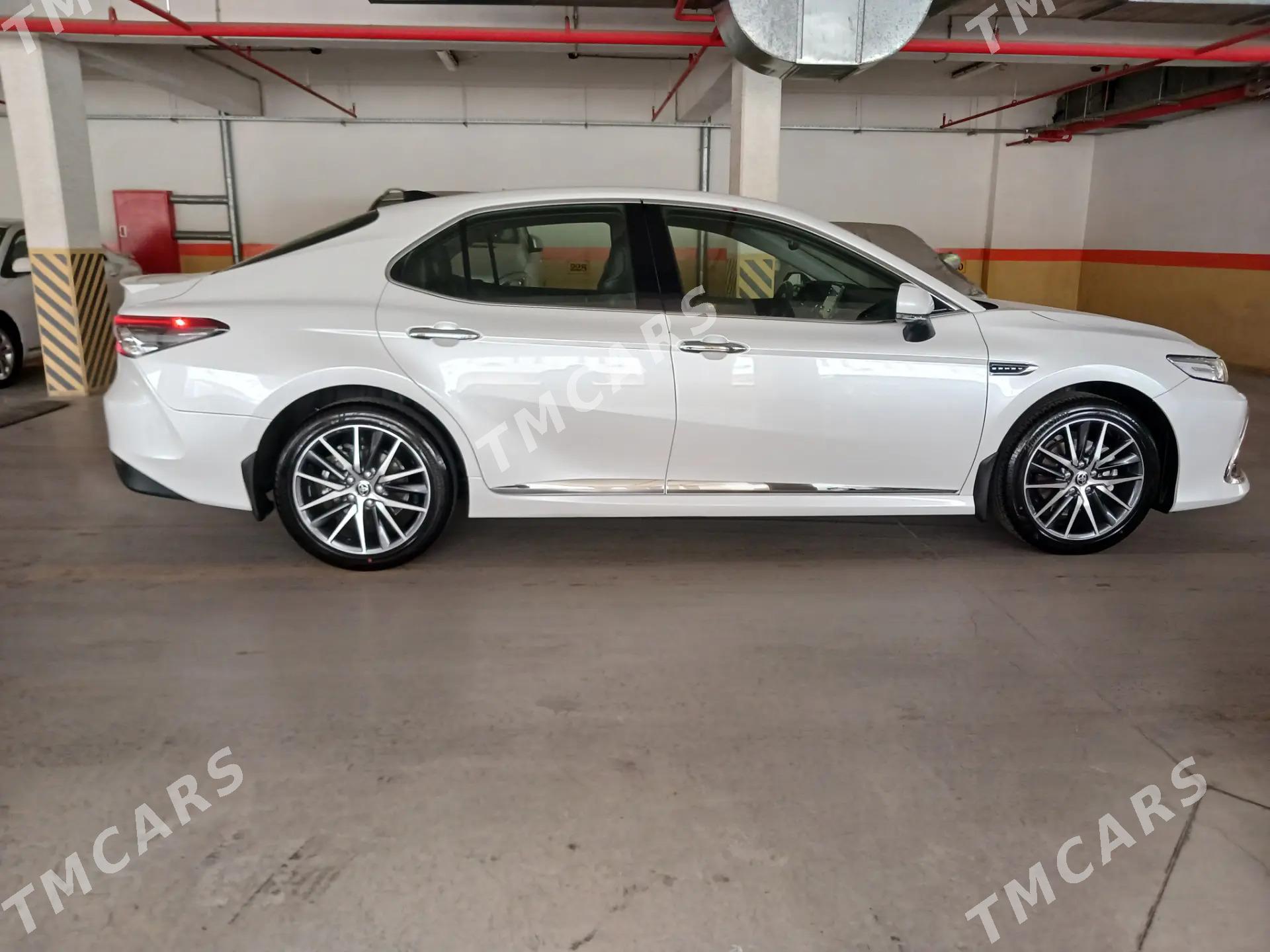 Toyota Camry 2021 - 699 000 TMT - Ашхабад - img 3
