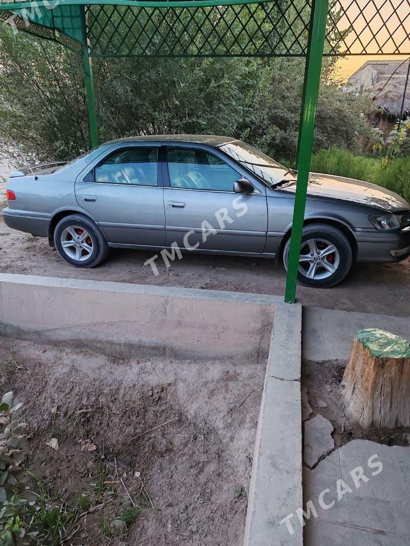 Toyota Camry 1999 - 125 000 TMT - Гурбансолтан Едже - img 6