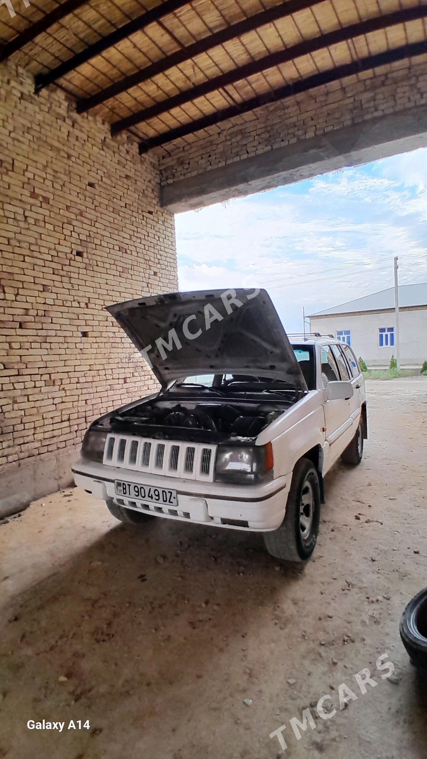 Jeep Grand Cherokee 1995 - 60 000 TMT - Daşoguz - img 3