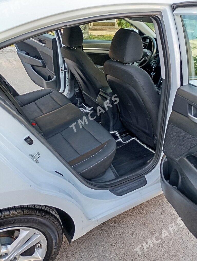 Hyundai Elantra 2018 - 186 000 TMT - Aşgabat - img 8