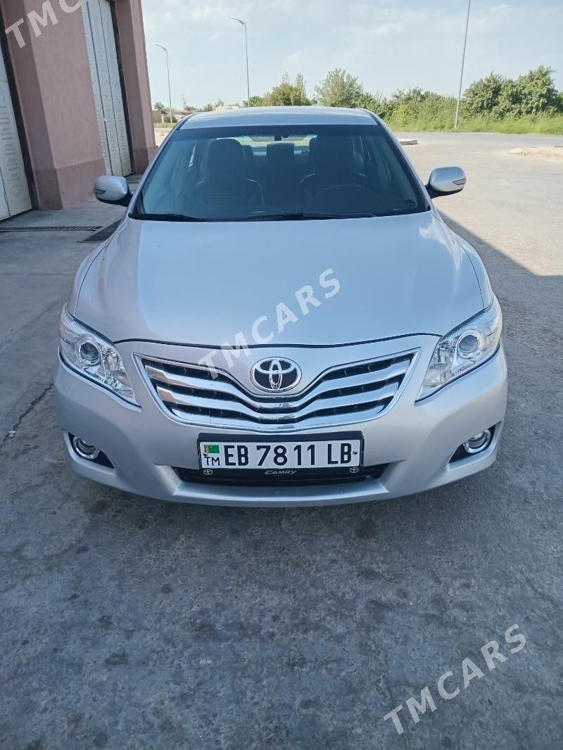 Toyota Camry 2010 - 140 000 TMT - Farap - img 3