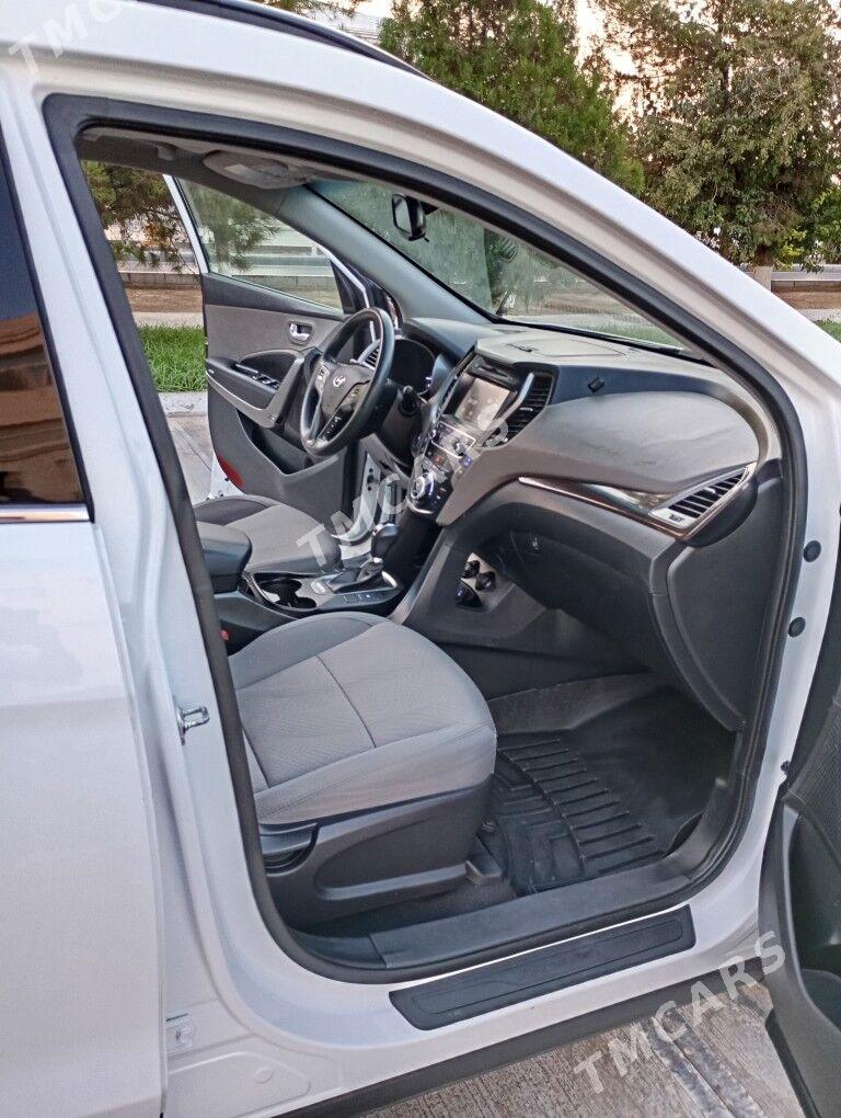 Hyundai Santa Fe 2018 - 265 000 TMT - Aşgabat - img 9