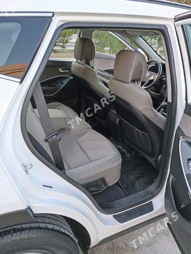 Hyundai Santa Fe 2018 - 265 000 TMT - Aşgabat - img 8