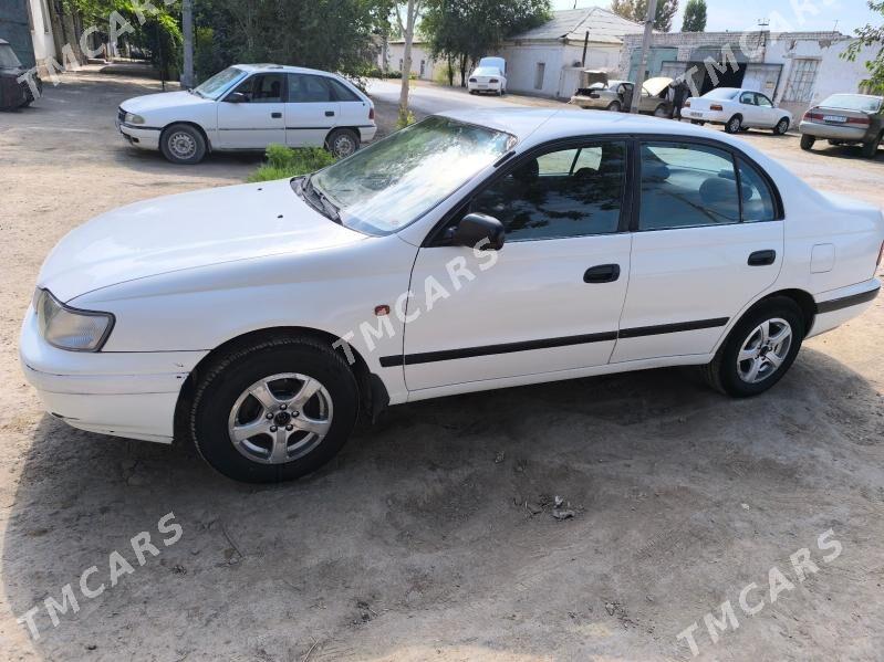 Toyota Carina 1996 - 78 000 TMT - Köneürgenç - img 4