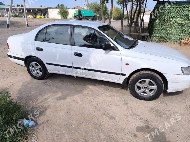 Toyota Carina 1996 - 78 000 TMT - Köneürgenç - img 3