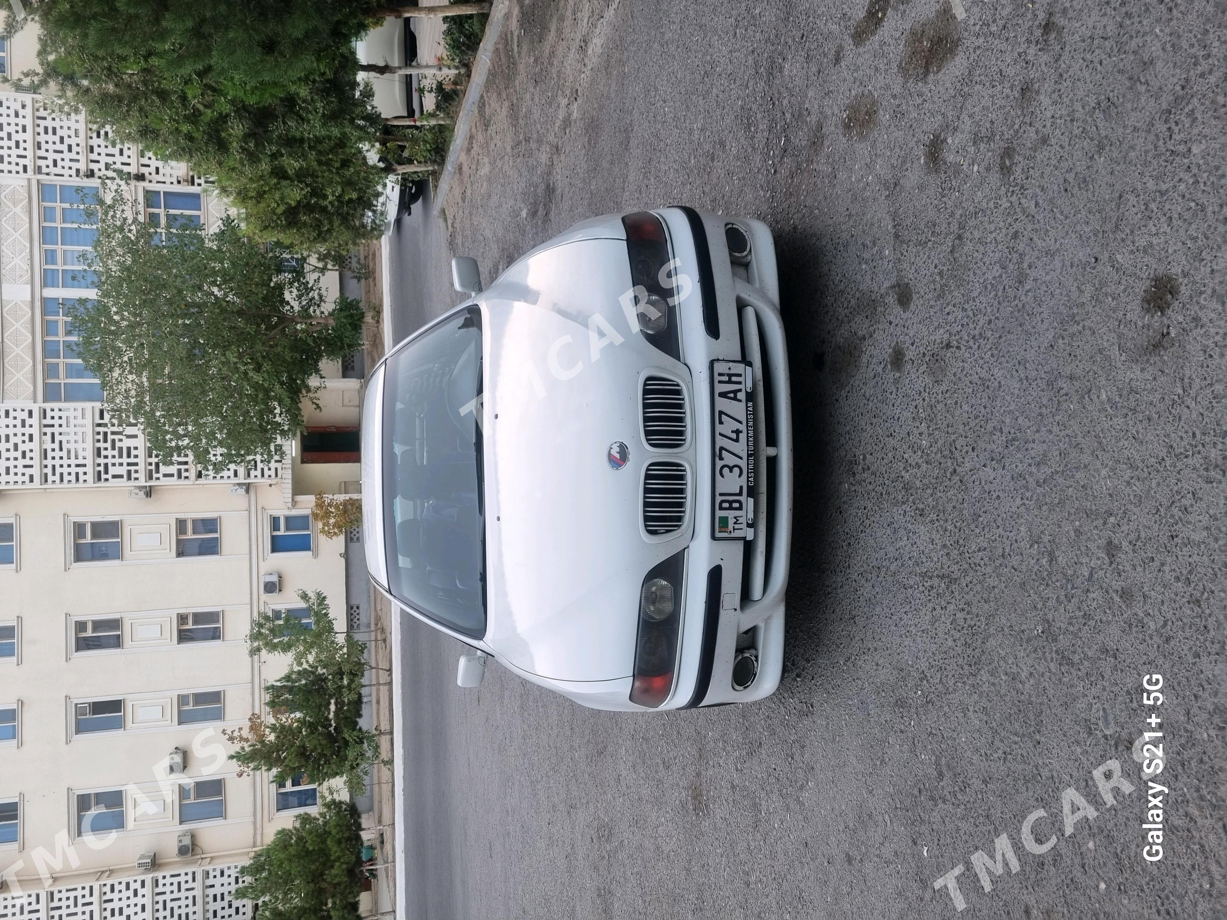 BMW E39 1999 - 80 000 TMT - Аркадаг - img 4