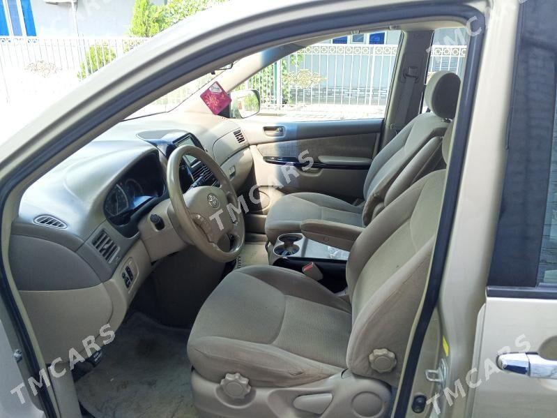 Toyota Sienna 2004 - 215 000 TMT - Daşoguz - img 3
