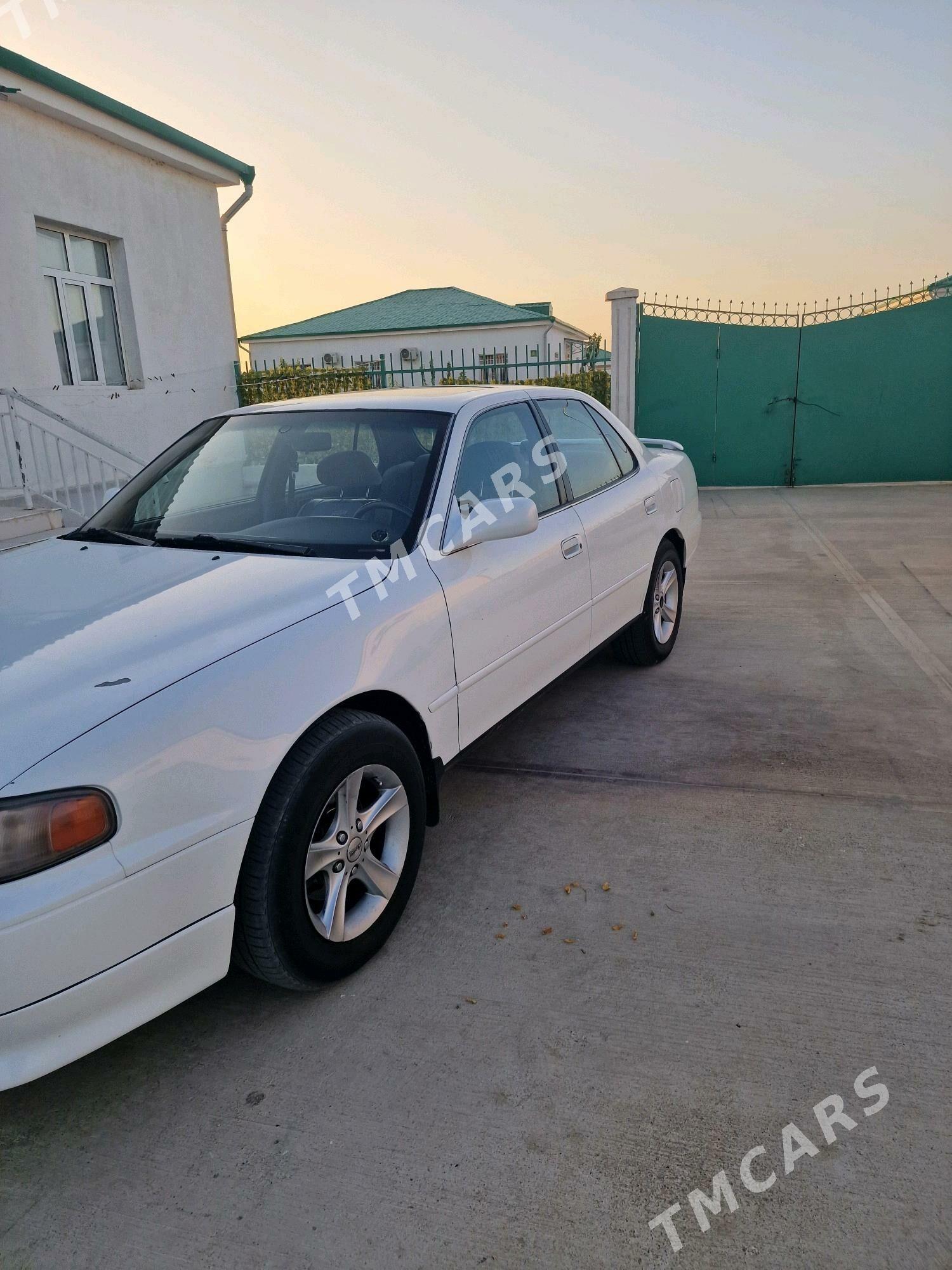 Toyota Camry 1995 - 107 000 TMT - Ашхабад - img 3