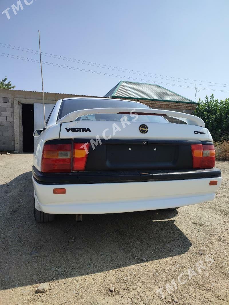 Opel Vectra 1990 - 30 000 TMT - Бахарден - img 2