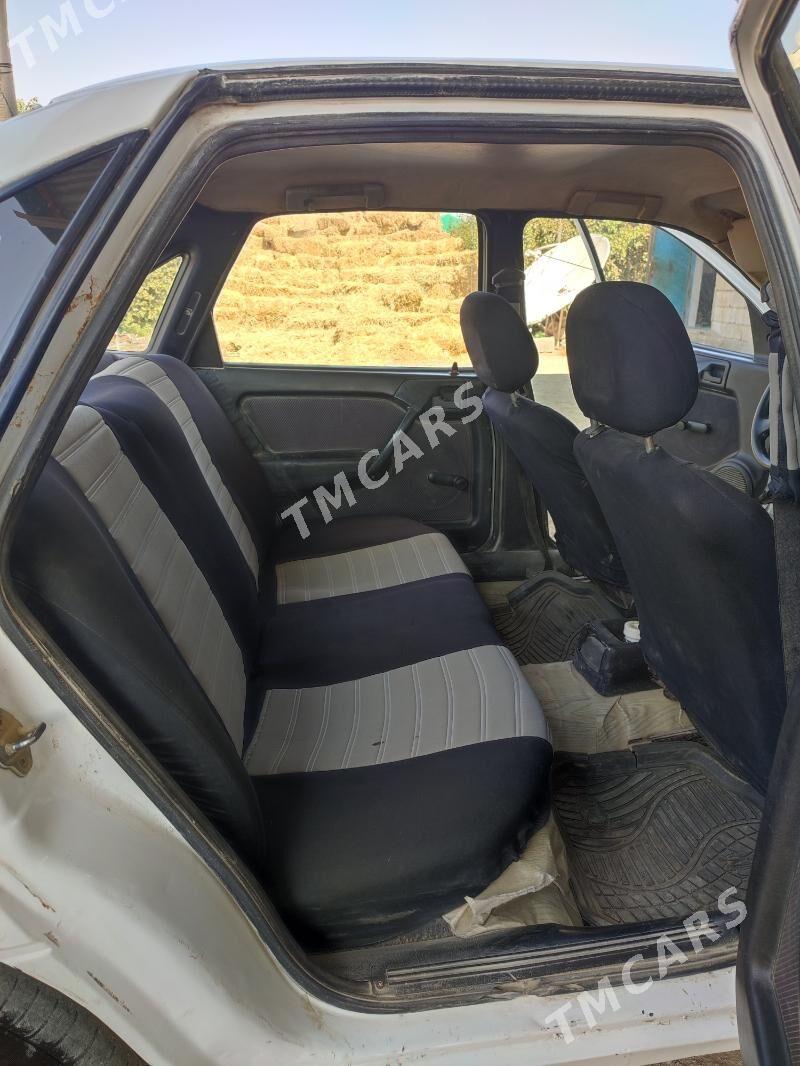 Opel Vectra 1990 - 30 000 TMT - Бахарден - img 3