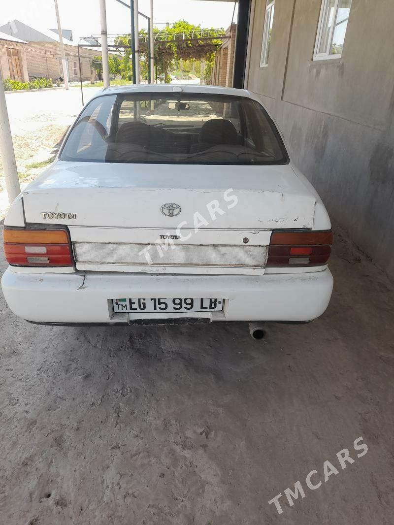 Toyota Corolla 1993 - 30 000 TMT - Чарджоу - img 4