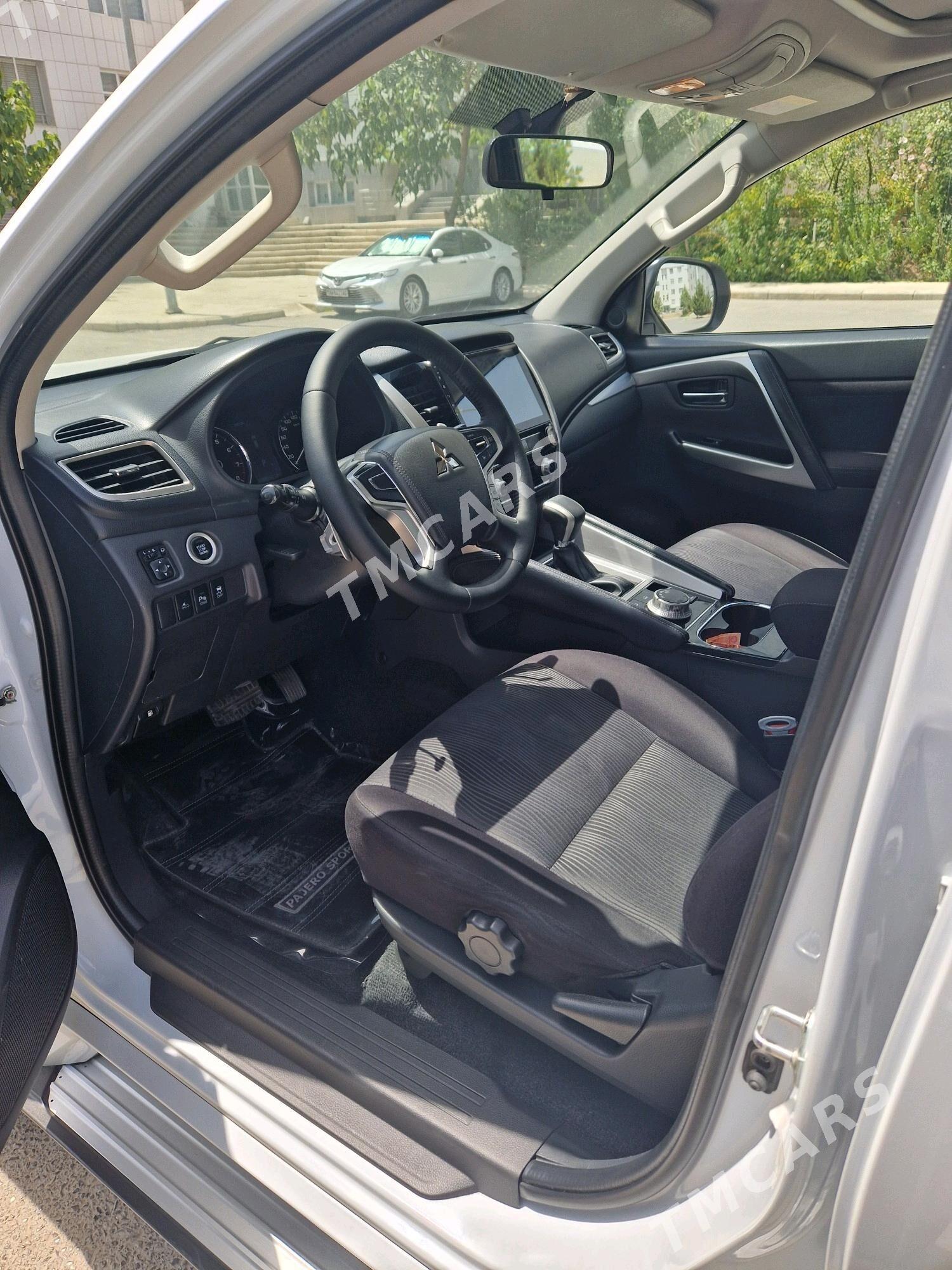Mitsubishi Pajero 2020 - 381 000 TMT - Aşgabat - img 3