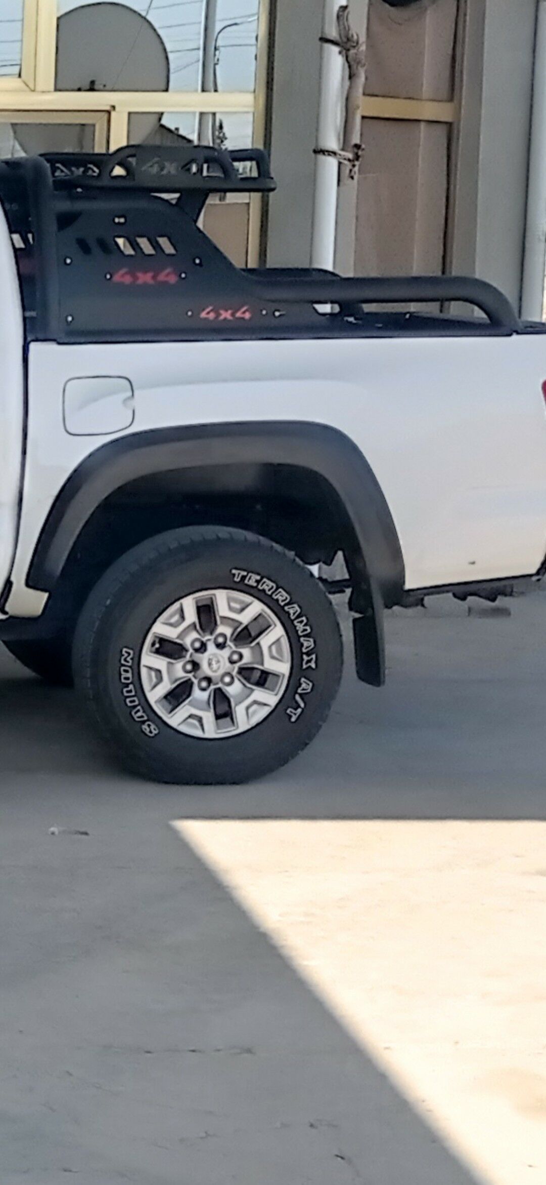 Duga Takomo hilux 4 200 TMT - Aşgabat - img 2