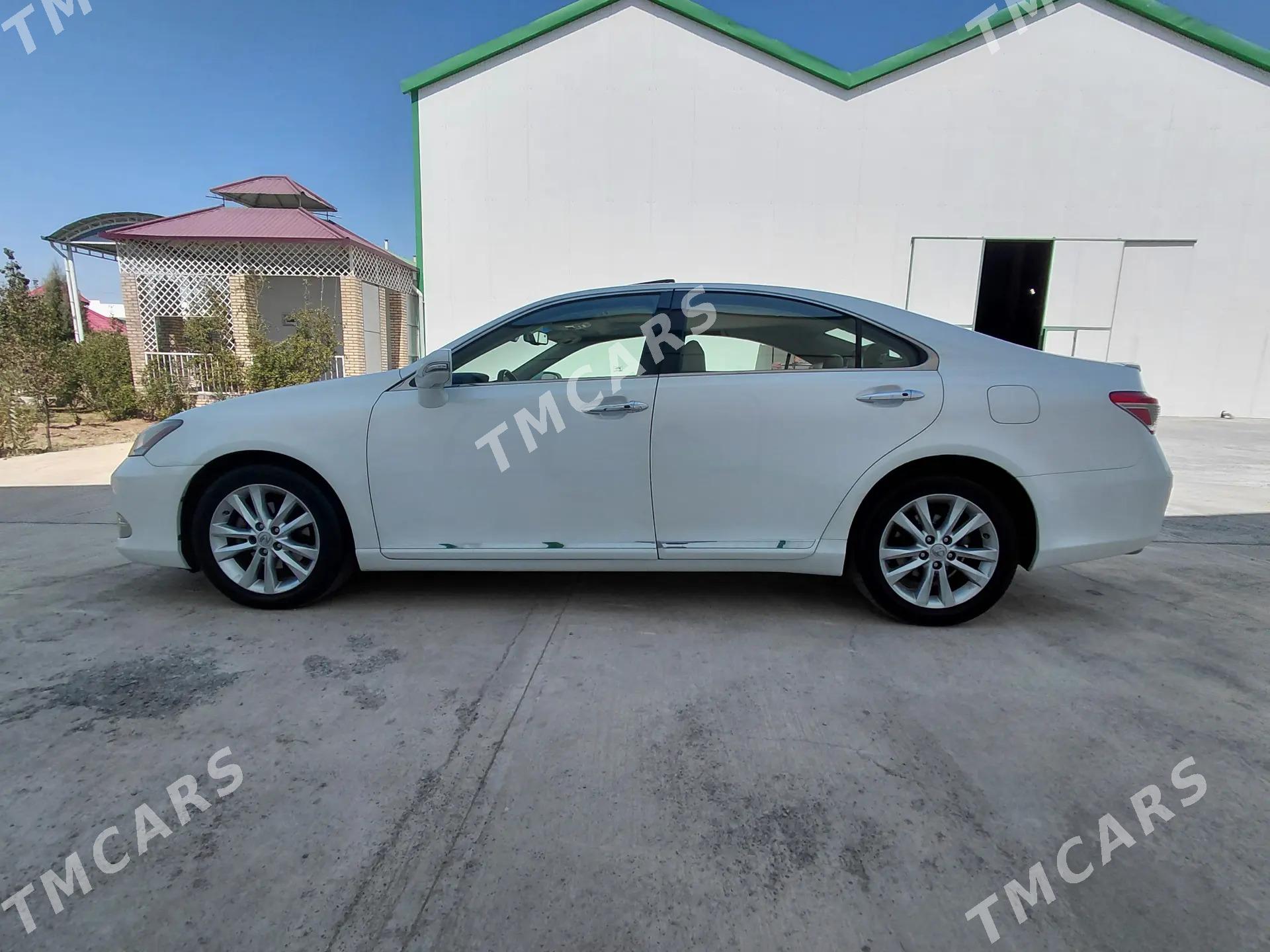 Lexus ES 350 2009 - 250 000 TMT - Parahat 3 - img 3