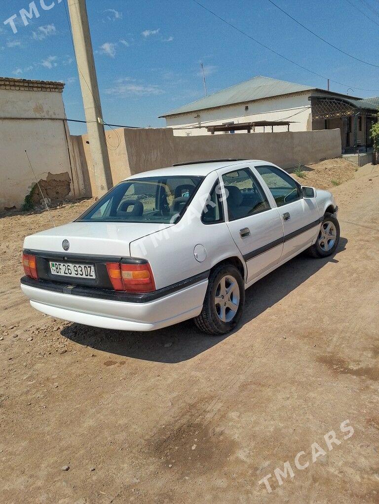Opel Vectra 1993 - 40 000 TMT - Дашогуз - img 4