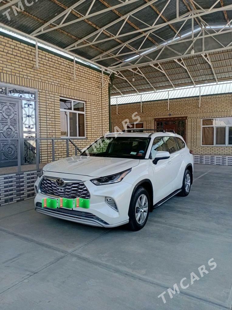 Toyota Highlander 2021 - 600 000 TMT - Bäherden - img 6