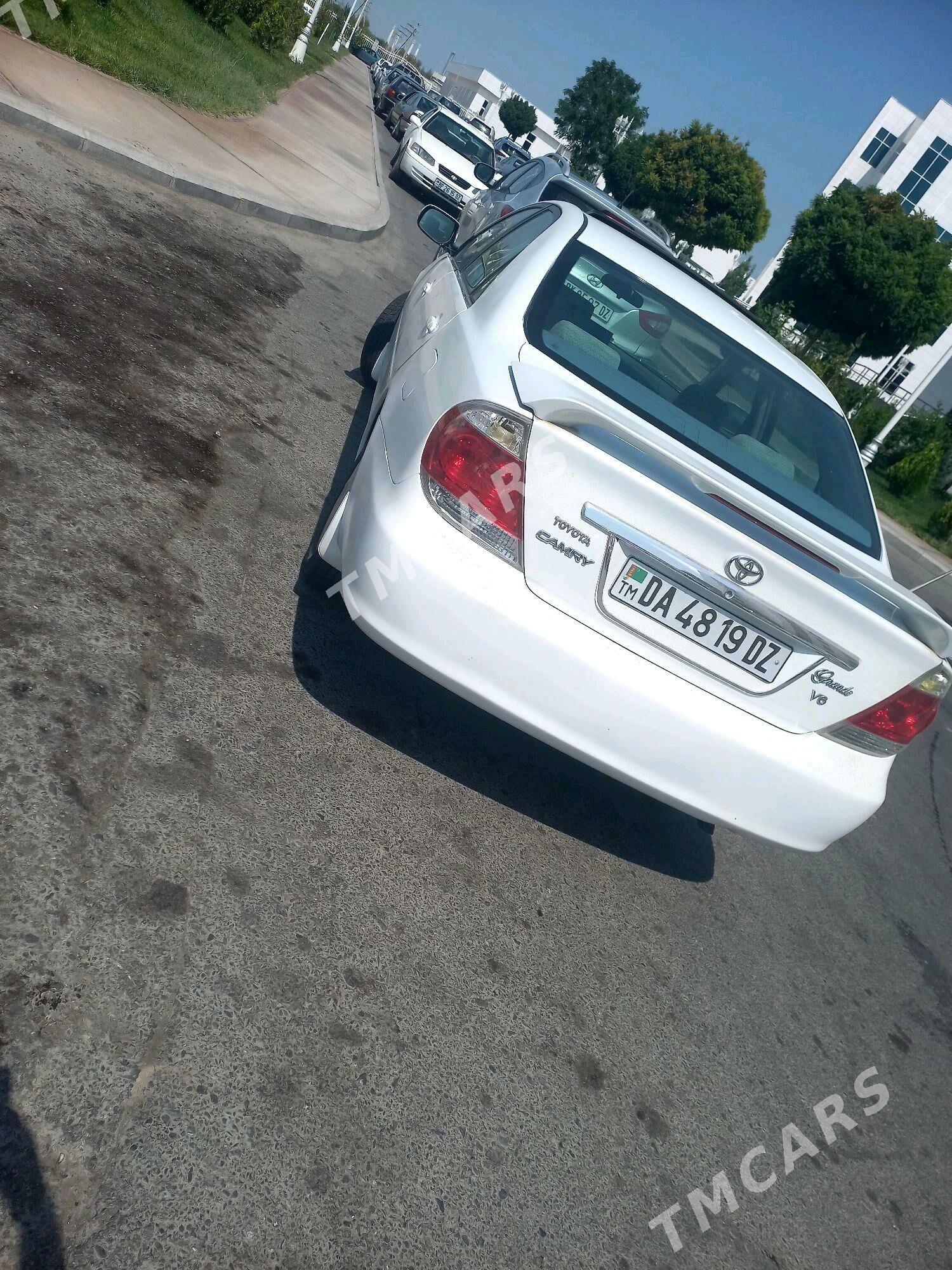 Toyota Camry 2005 - 175 000 TMT - Кёнеургенч - img 4