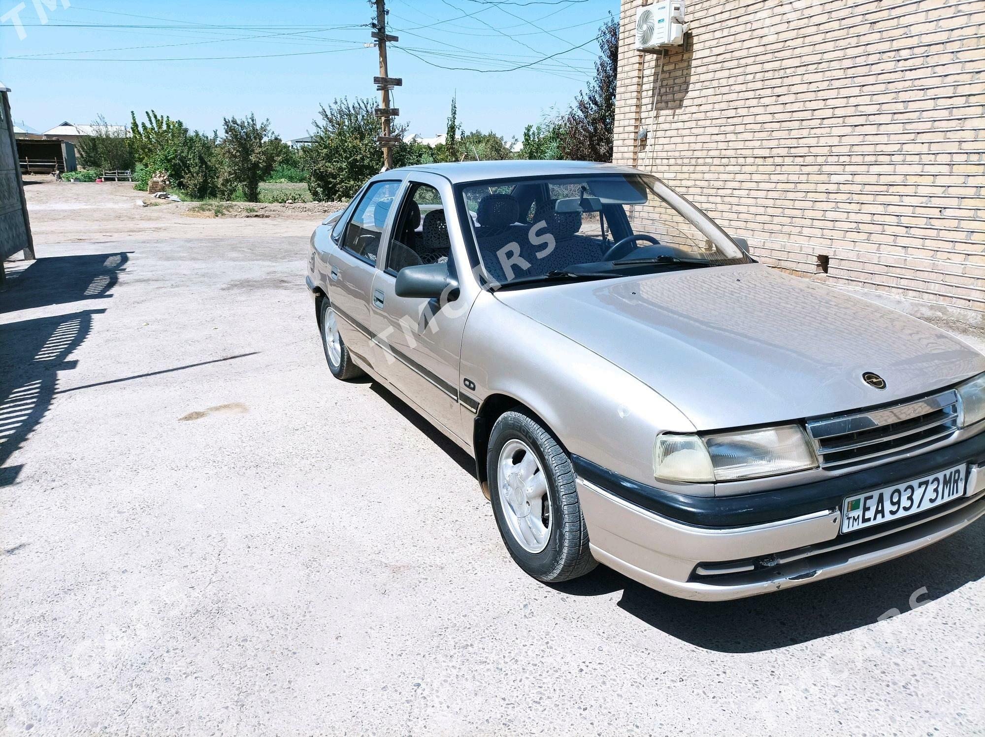 Opel Vectra 1991 - 37 000 TMT - Mary - img 4