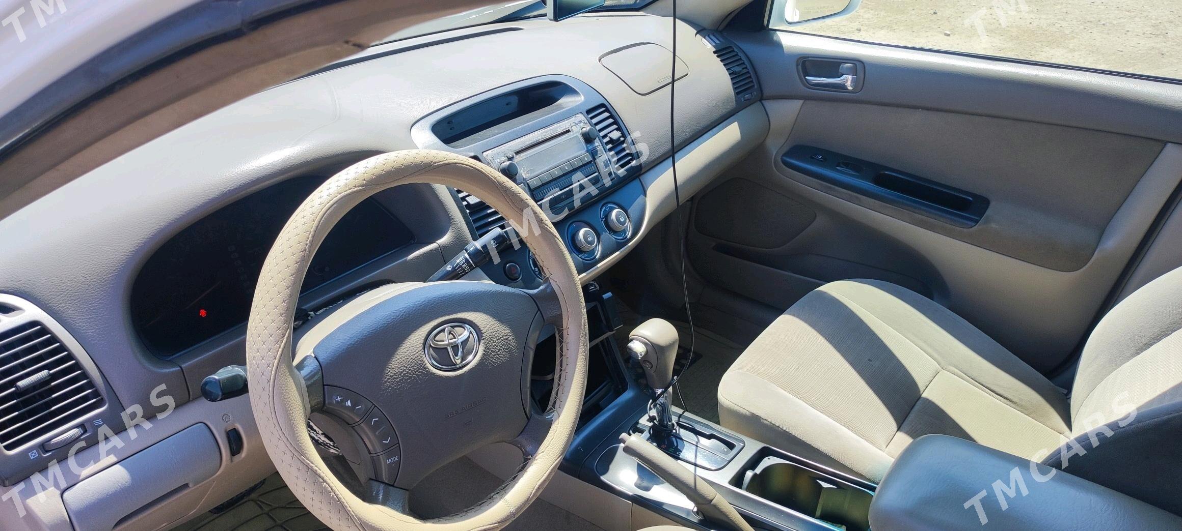 Toyota Camry 2005 - 140 000 TMT - Векильбазар - img 3