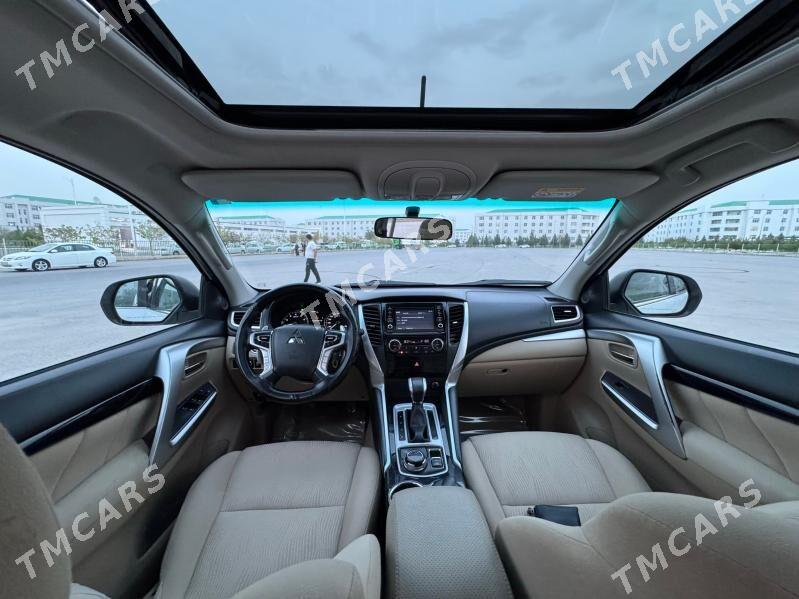 Mitsubishi Montero Sport 2019 - 370 000 TMT - Aşgabat - img 7