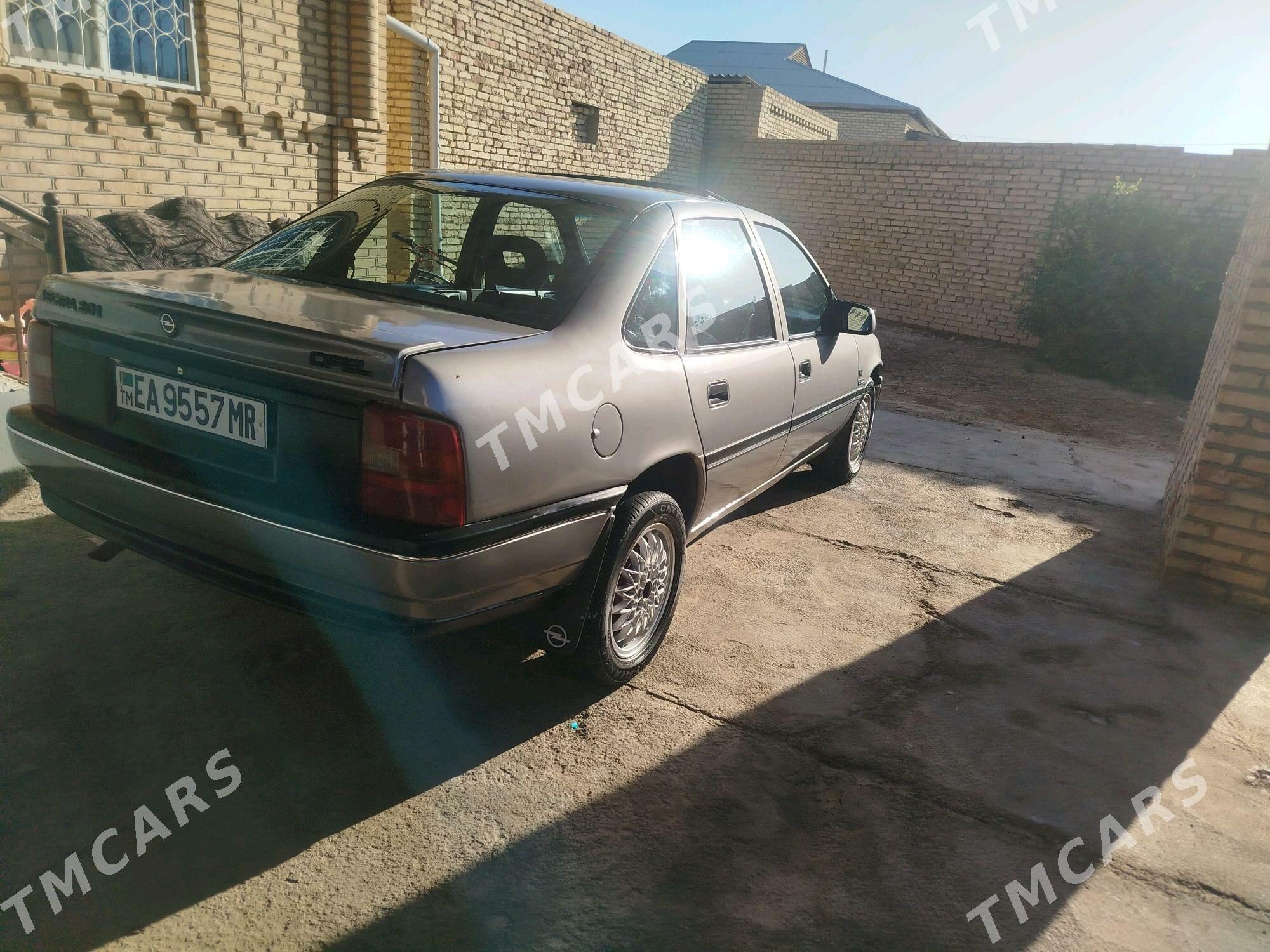 Opel Vectra 1992 - 33 000 TMT - Baýramaly - img 3