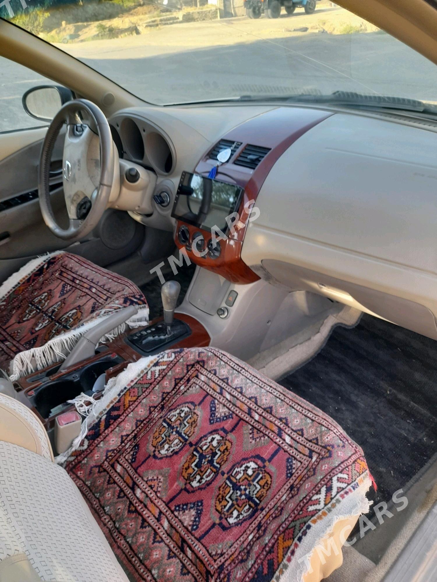 Nissan Altima 2001 - 30 000 TMT - Бахарден - img 3