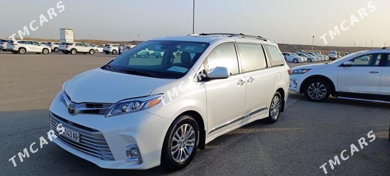 Toyota Sienna 2020 - 525 000 TMT - Aşgabat - img 3