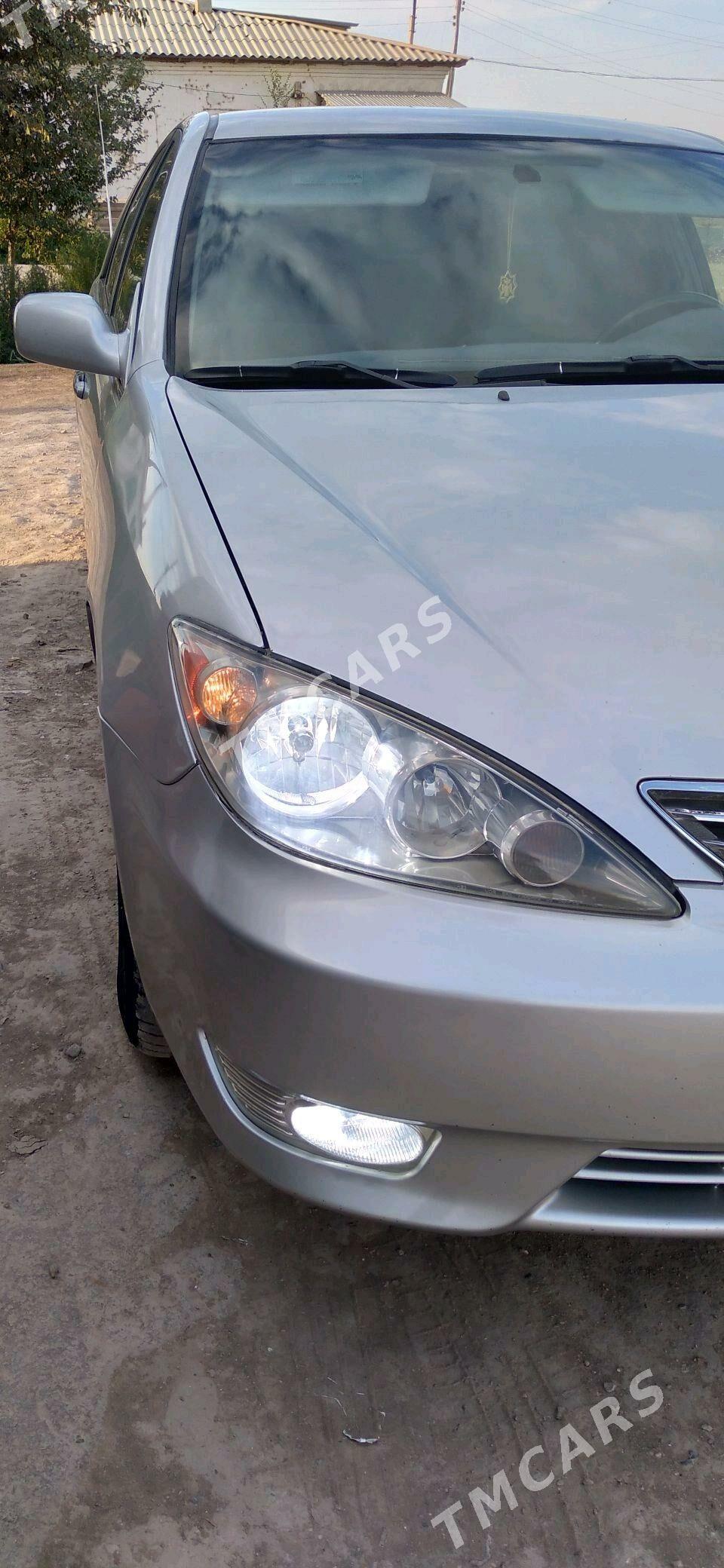 Toyota Camry 2005 - 180 000 TMT - етр. Туркменбаши - img 4