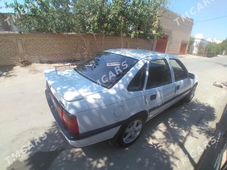 Opel Vectra 1992 - 36 000 TMT - Дашогуз - img 4
